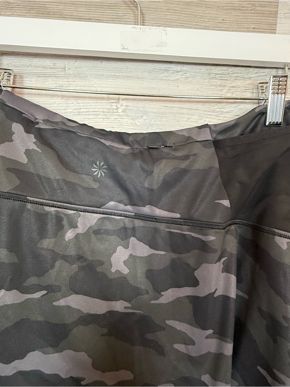 Athleta Dark Camo Match Point Skort L Built-In Shorts Pocket Athletic Skirt - Picture 4 of 9